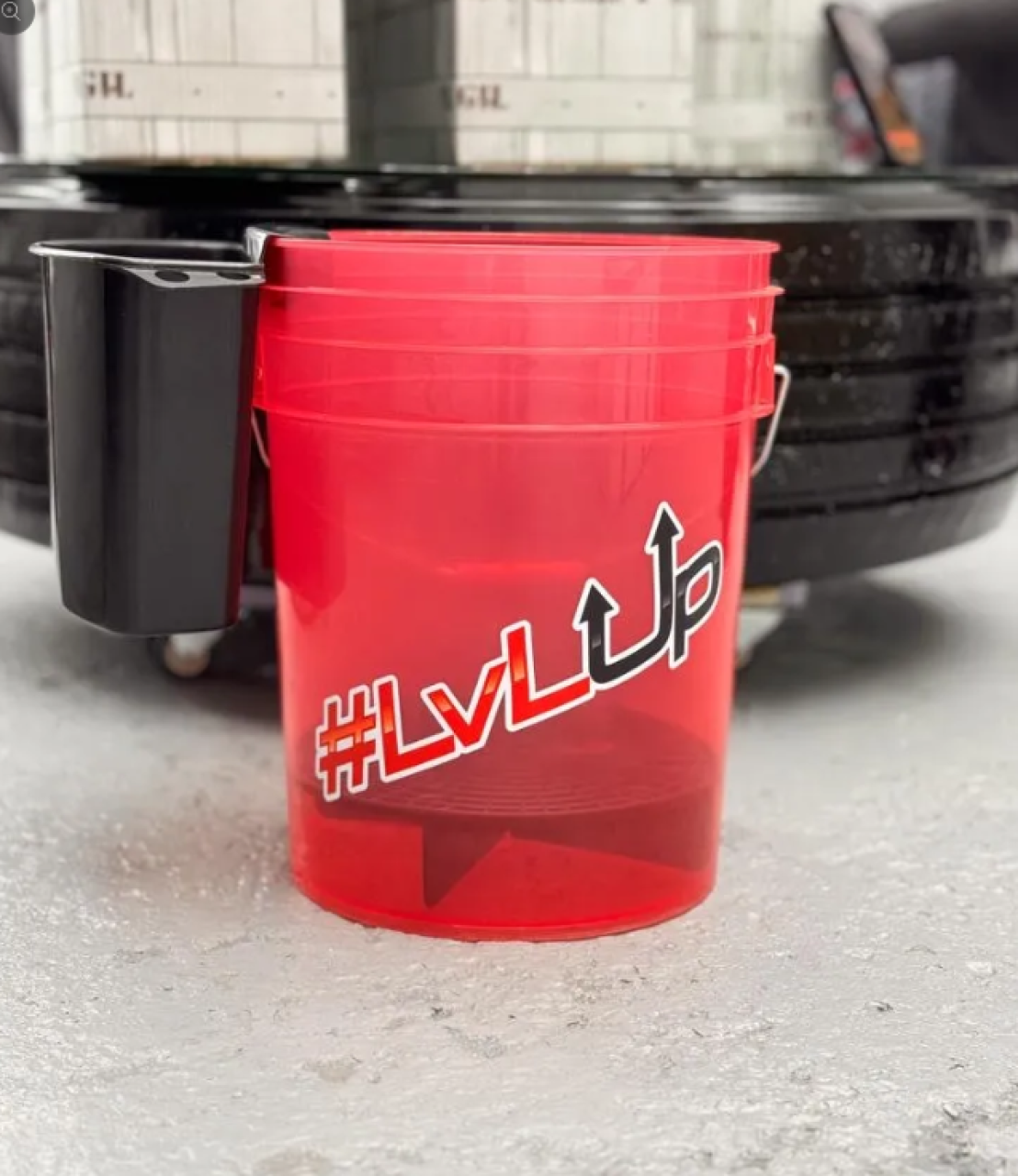 LvLUp- Wascheimer "Just the Bucket " ca. 20 Liter mit Siebeinsatz und Werkzeughalter